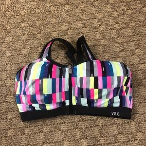 Zipper Sports Bra